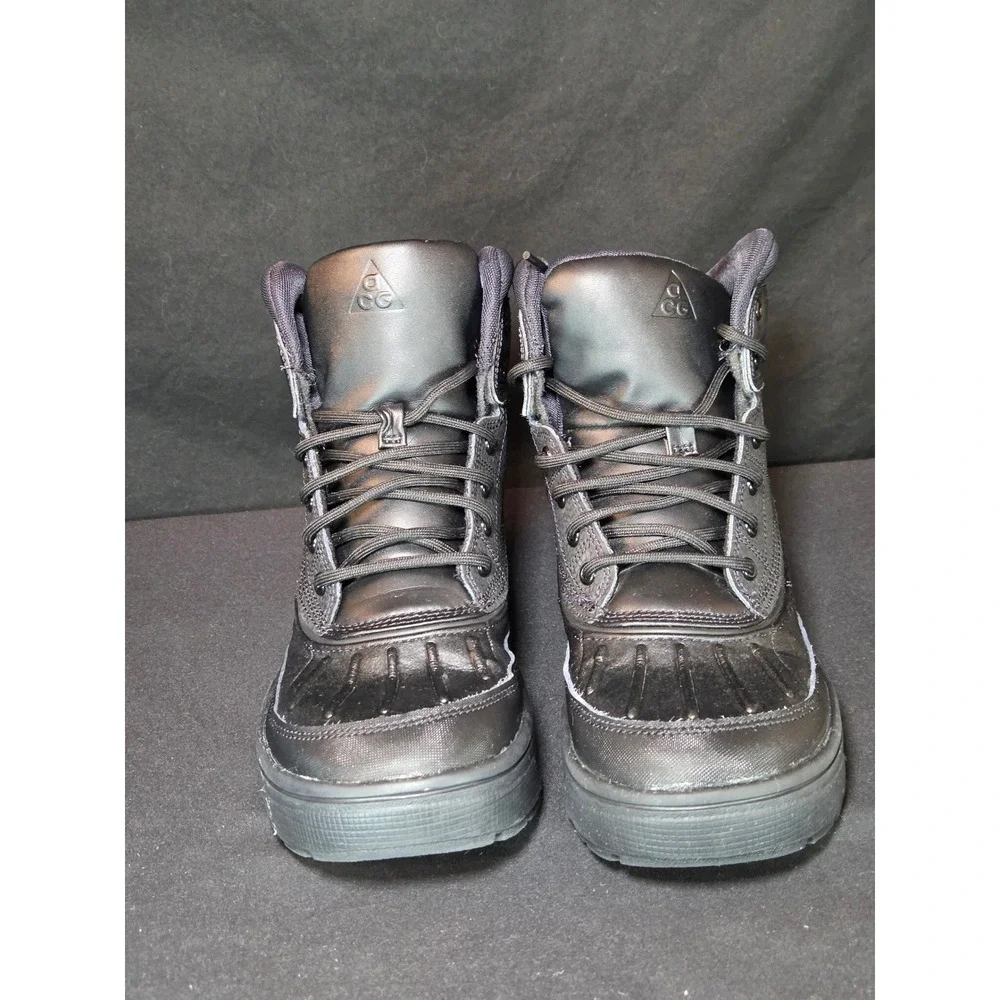 Nike Woodside ACG Kids Black Waterproof‎ Winter Boots Size 6Y